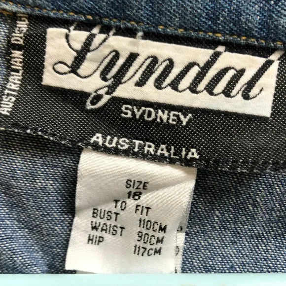 Lyndall denim dress sz 16-18 - Picture 3 of 3